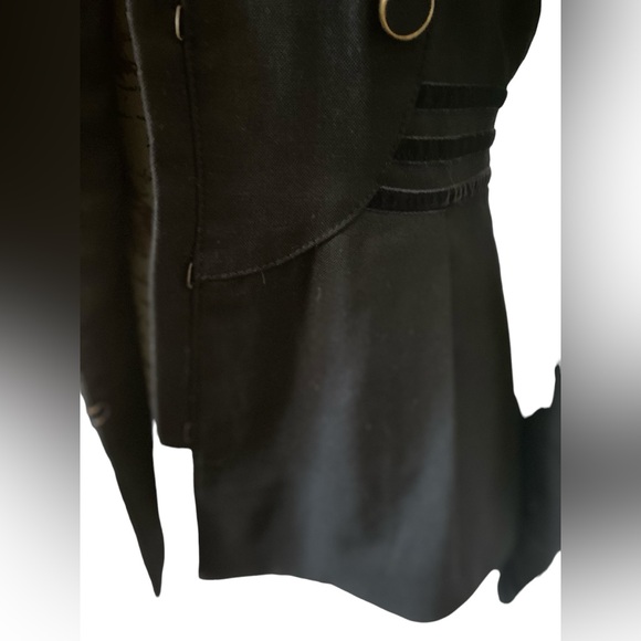 Authentic Marc by Marc Jacob’s Short Vest - Picture 11 of 16